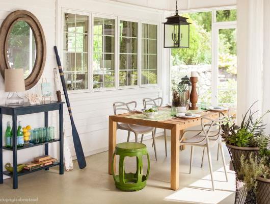 Screened sitting porch by Elza B Design